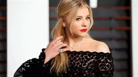 Chloë Grace Moretz reveals she struggled with body  